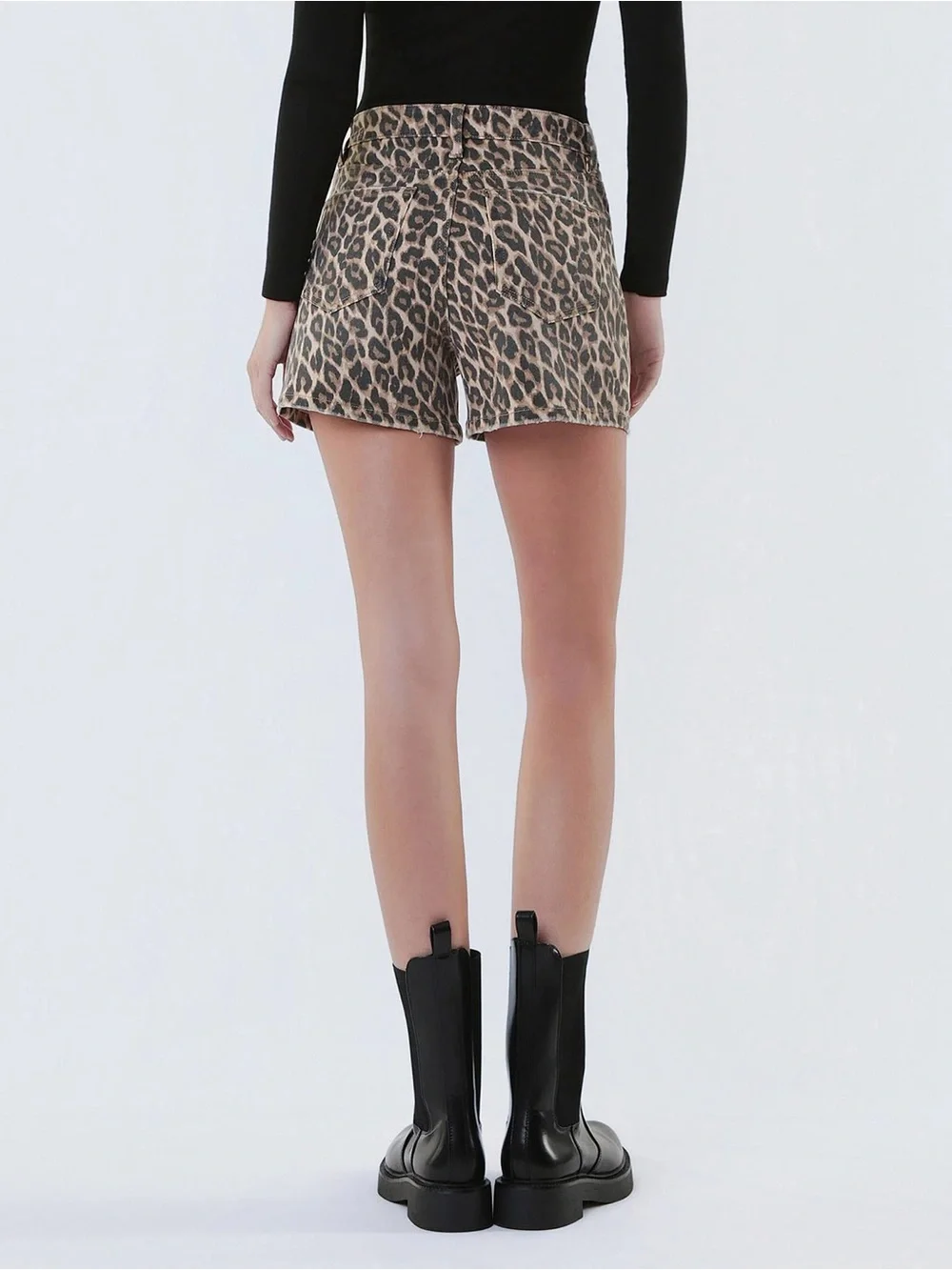 Leopard Print Women's Bermuda Shorts - Black/Tan